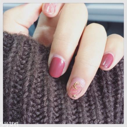 焦糖南瓜色美甲推荐 超级温柔