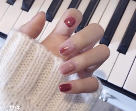 焦糖南瓜色美甲推荐 超级温柔