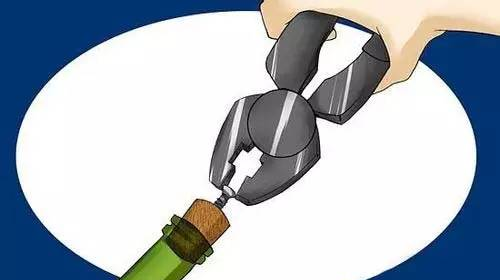 不用开瓶器开红酒,怎么不用开瓶器开红酒瓶木塞图10