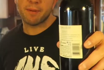 不用开瓶器开红酒,怎么不用开瓶器开红酒瓶木塞图2