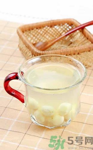 莲子有什么功效与作用 莲子的食用方法禁忌