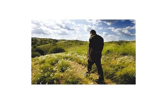 属 羊人：下周开始财运一路飙升，赚钱如流水，发财势不可挡！