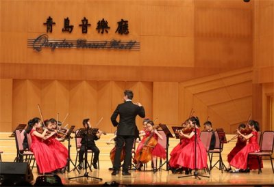 ​青岛：小提琴独奏曲《贝多芬G大调小步舞曲》