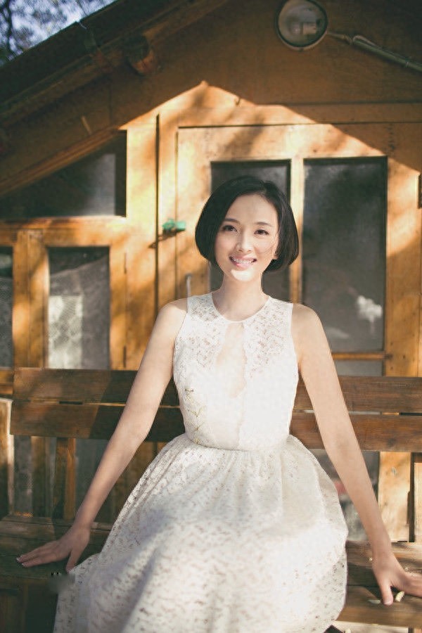 李依玲从不轻率的接戏，严谨认真的态度使她获得了更多的认可