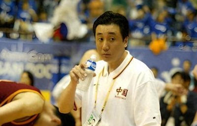 ​王非：篮球传奇人生与青训梦想的持久光芒