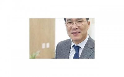 ​初恋是第一个喜欢的人还是第一个谈恋爱的人