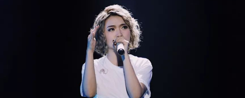 我们爱的难舍难分是什么歌