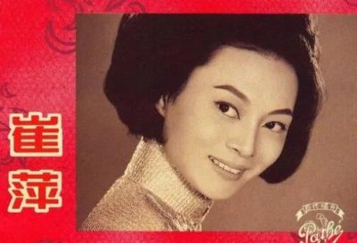 ​我想偷偷望一望他是哪首歌（我想偷偷望一望他是心恋这首歌的歌词）