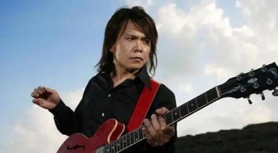 ​寒风吹起细雨淋漓是什么歌（寒风吹起细雨淋漓是中的歌词）