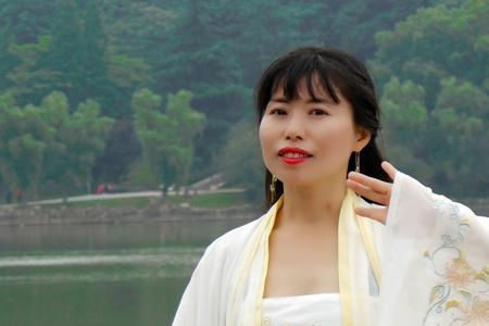 忘了吧歌词原唱