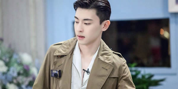 金晨邓伦一夜未停的梗 金晨邓伦叫一晚上真假