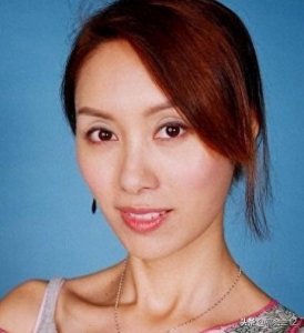 ​郭可盈：生于中国香港，籍贯广东中山。中国香港影视女演员