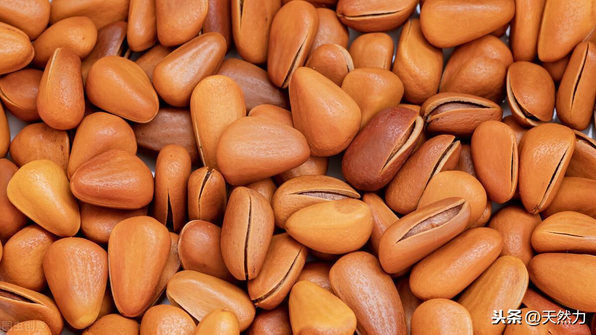 生松子怎样炒熟开口（生松子怎么炒熟并开口的）