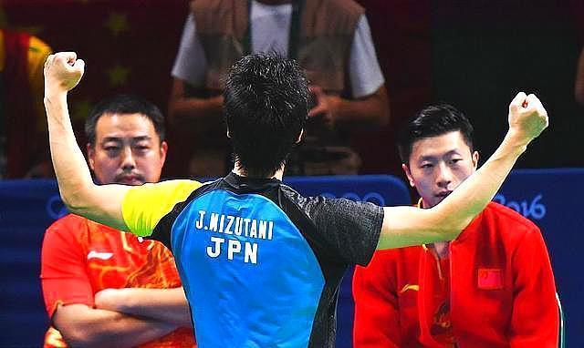 凡国乒选手遇到他都毫不留情，马龙和许昕都曾给他11比0的比分