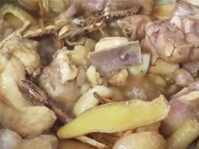 五指毛桃煲鸡正确做法（香气扑鼻的五指毛桃炖鸡）(8)