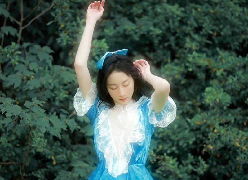 了解奔马牌红曲胶囊的作用,以及针对奔马牌红曲胶囊欺骗老年人的问题。 了解奔马牌红曲胶囊的作用,以及针对奔马牌红曲胶囊欺骗老年人的问题。