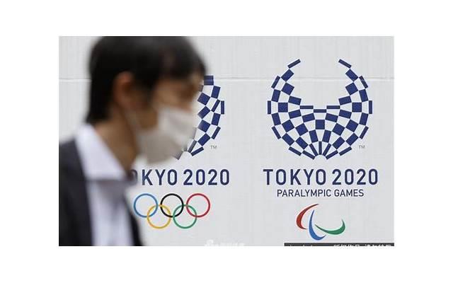 男子疑因庇护小三当街暴打妻儿 疑因为了出轨对象 男子疑因庇护小三当街暴打妻儿 疑因为了出轨对象