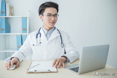 ​领导怎么收拾不听话的下属？